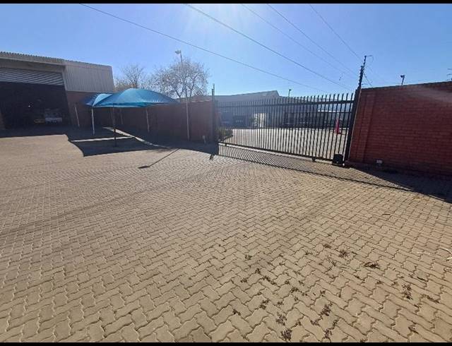 INDUSTRIAL FOR SALE IN GATEWAY INDUSTRIAL PARK